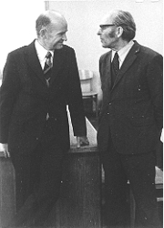 Prof. J.Mockus su prof. Kaulakiu, 1974 m.